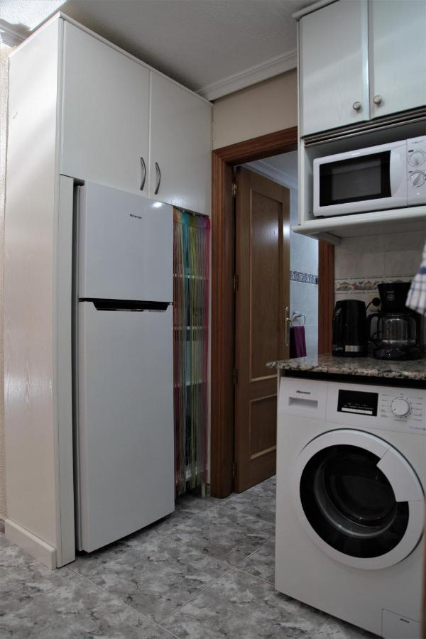 Cozy Just 8 Min Walk From The Beach! Appartement Benidorm